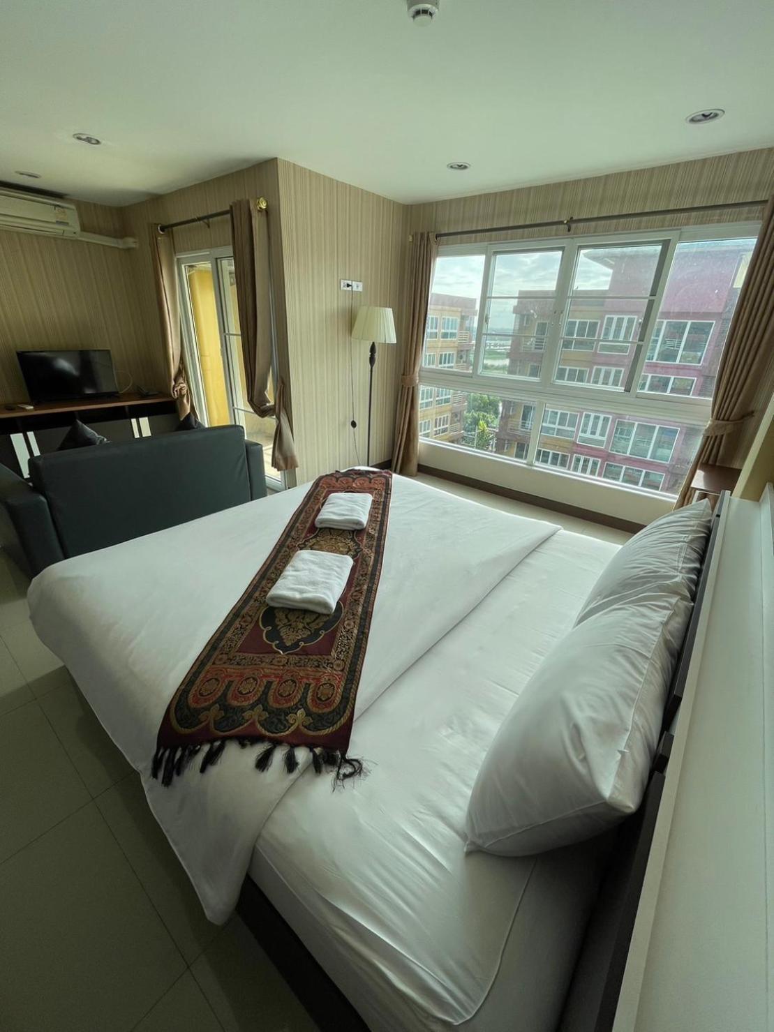 H2Do Hotel Ban Khlong Sanam Phli Eksteriør bilde